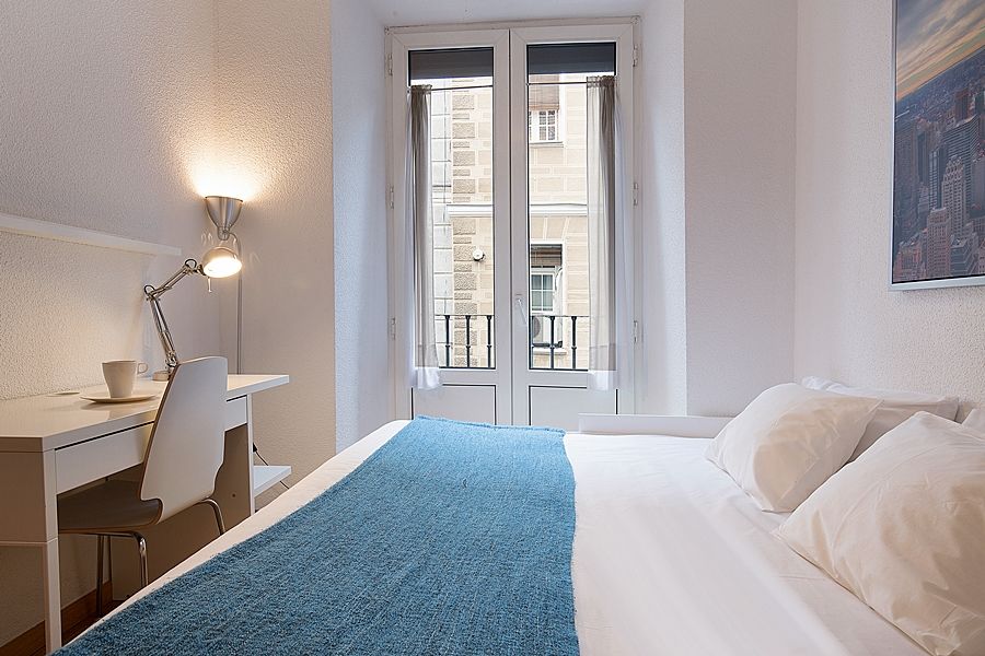 Apartamentos San Lorenzo 26 Мадрид Экстерьер фото